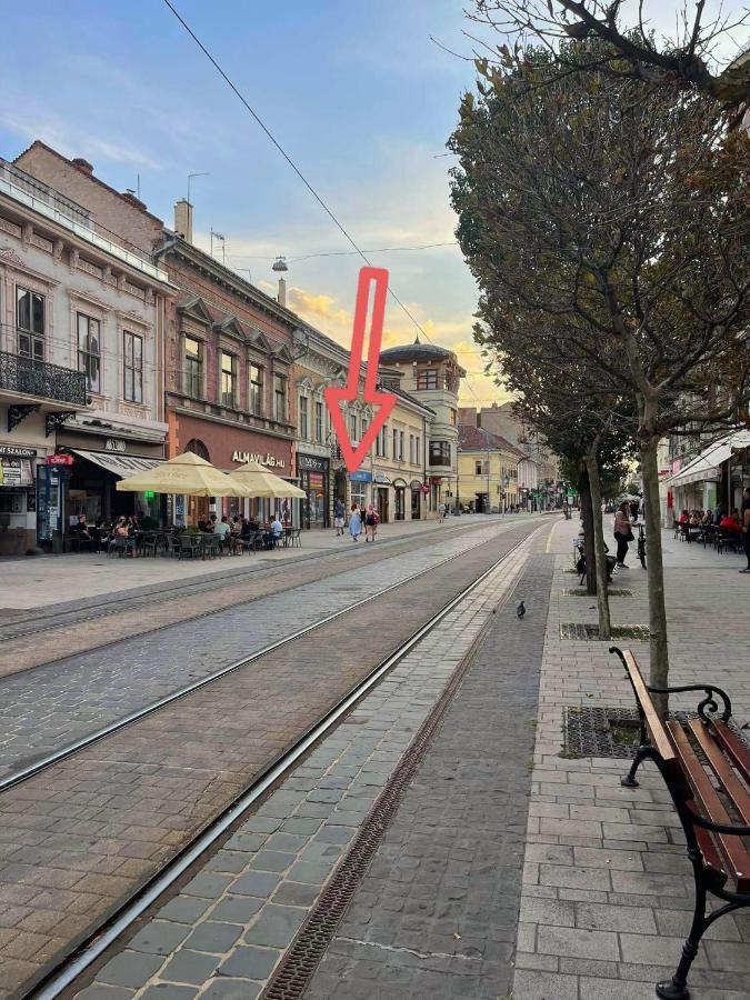 Fit Paradise Apartman Mişcolţ Exterior foto