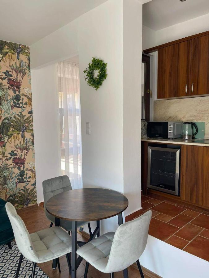 Fit Paradise Apartman Mişcolţ Exterior foto