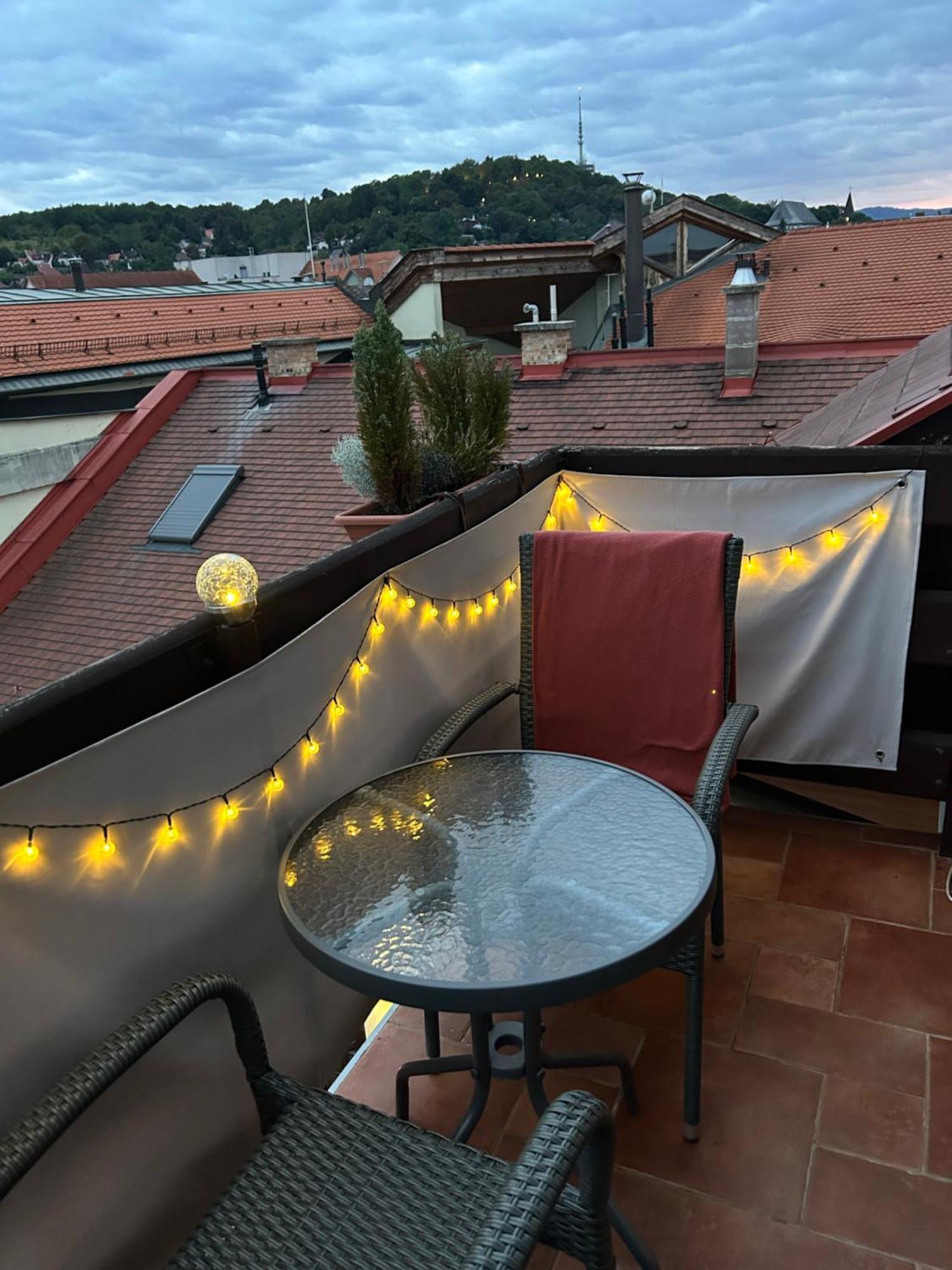 Fit Paradise Apartman Mişcolţ Exterior foto